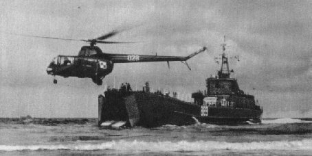 PZL SM-2 podczas ćwiczeń na wybrzeżu Bałtyku