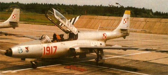 TS-11R Iskra Novax