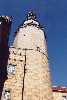 Wieża zamku oleśnickiego w promieniach niedzielnego słońca 